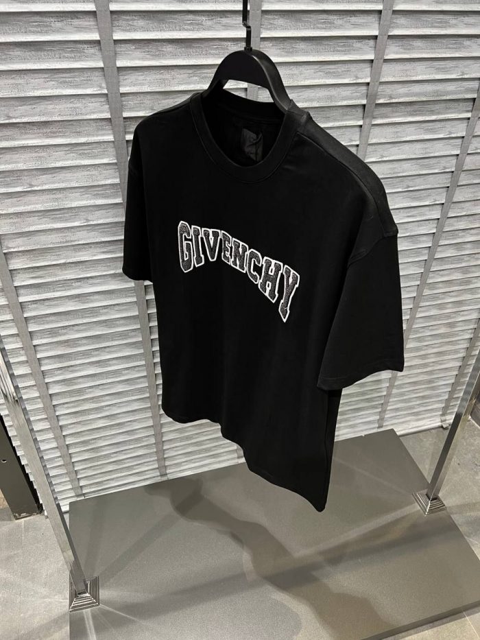 Футболка Givenchy  