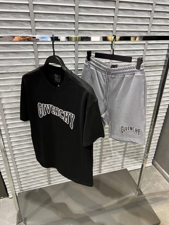 Комплект Givenchy  