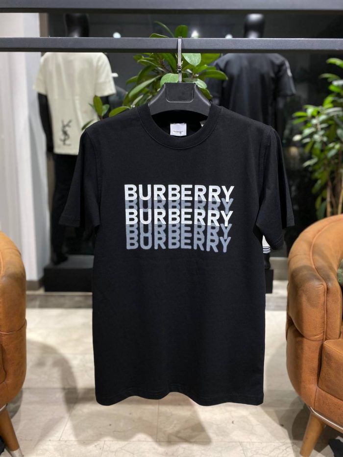 Футболка Burberry  