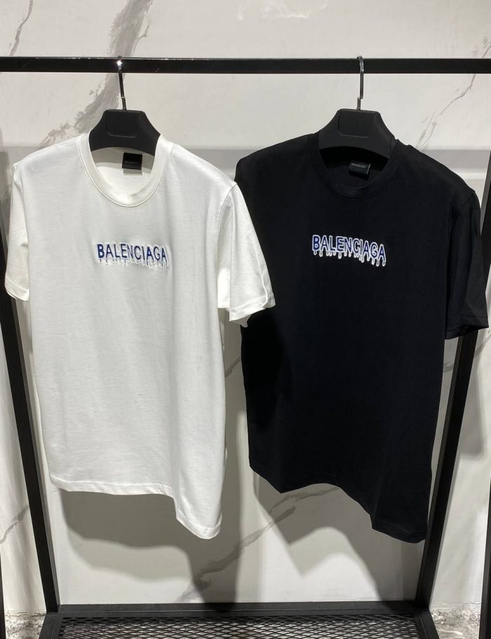 Футболка Balenciaga  