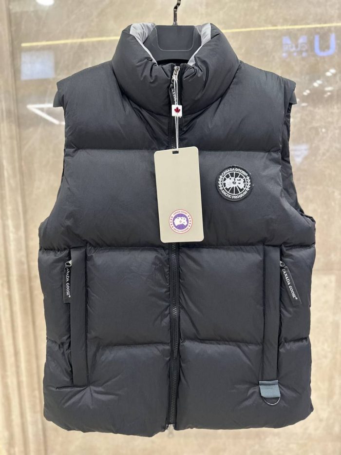 Жилет Canada Goose  