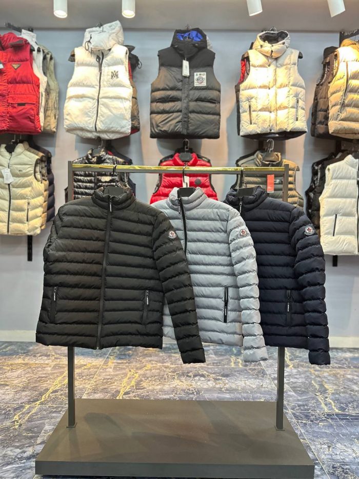 Куртка Moncler  