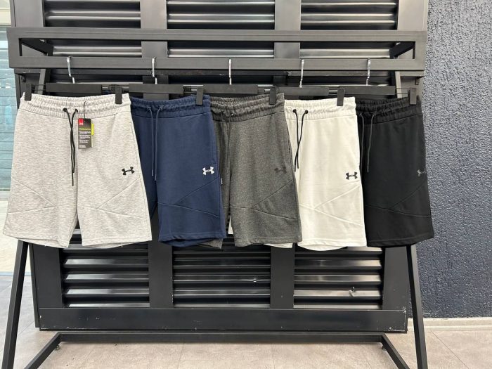 Шорты Under Armour  