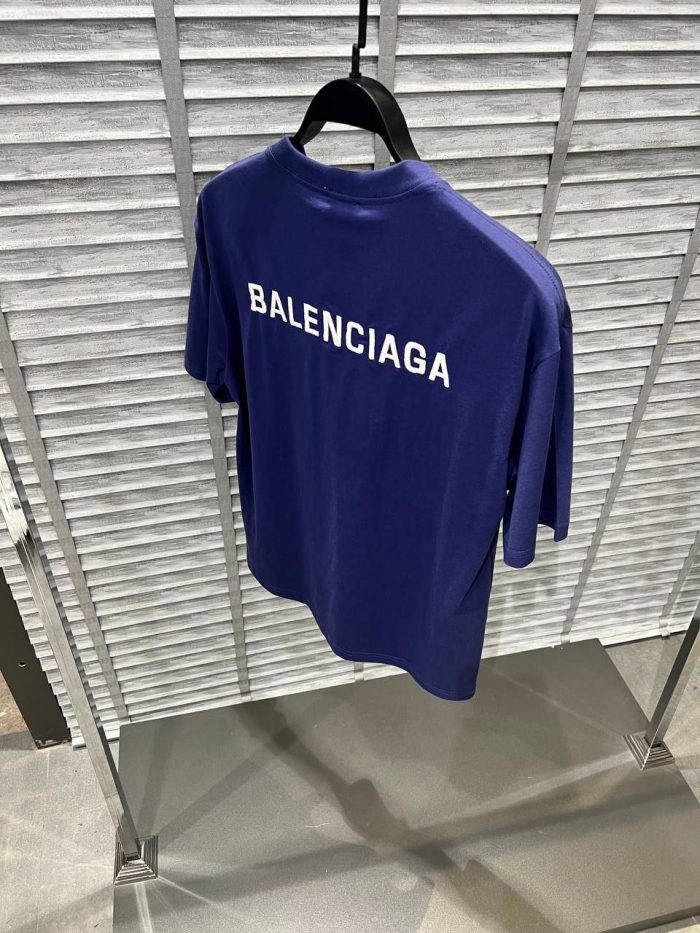 Футболка Balenciaga  