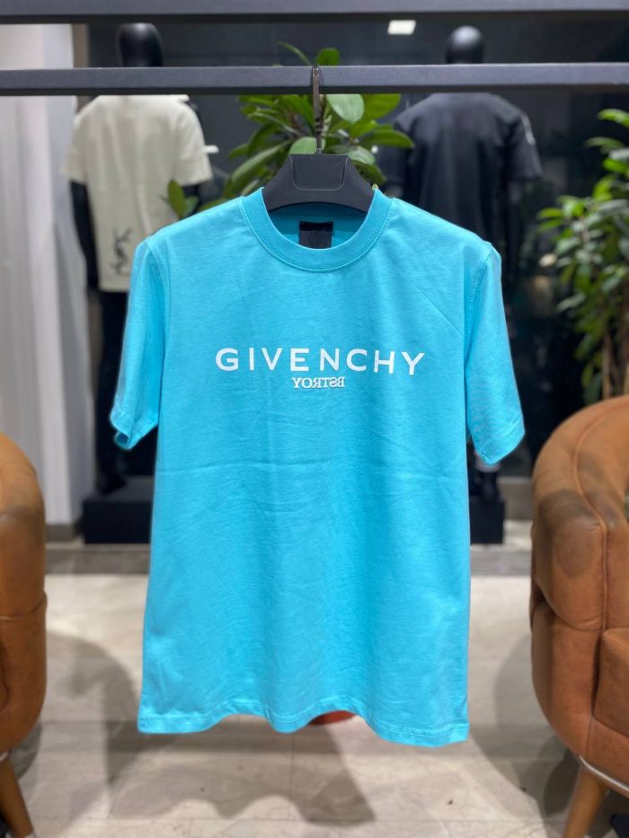 Футболка Givenchy  