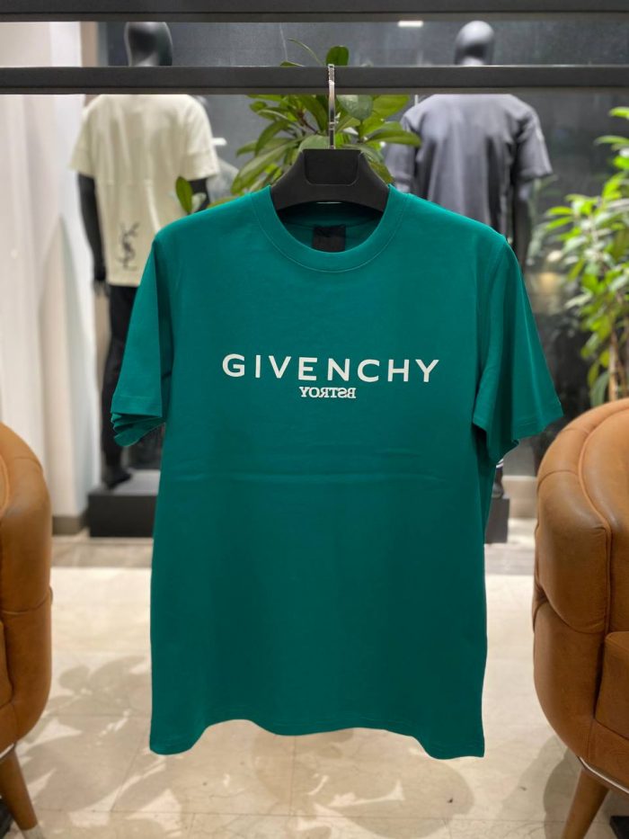 Футболка Givenchy  