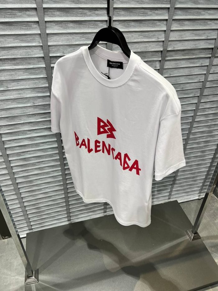 Футболка Balenciaga  