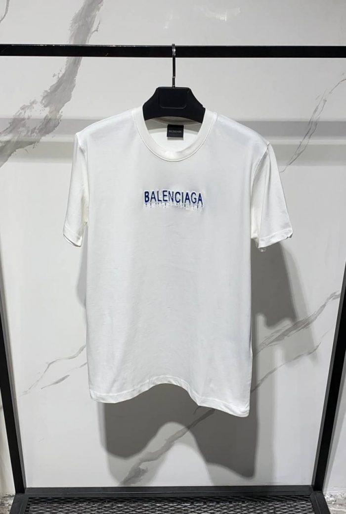 Футболка Balenciaga  