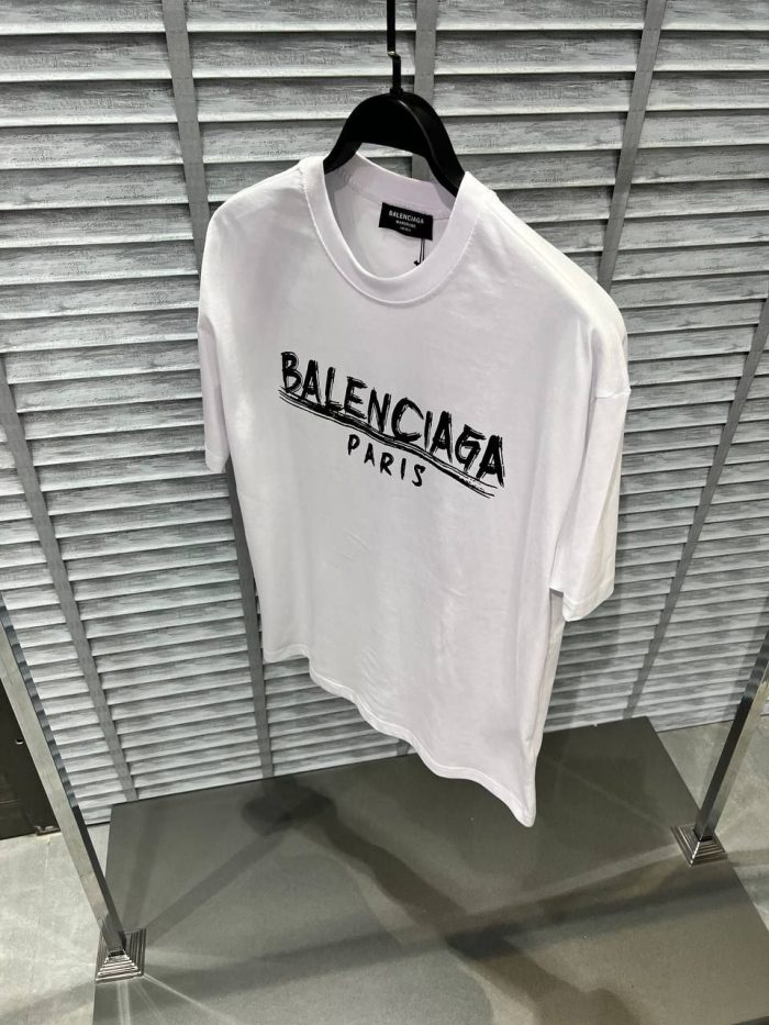 Футболка Balenciaga  