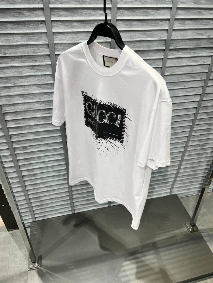 Футболка Gucci  