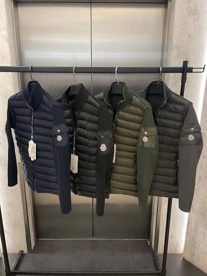 Куртка Moncler  