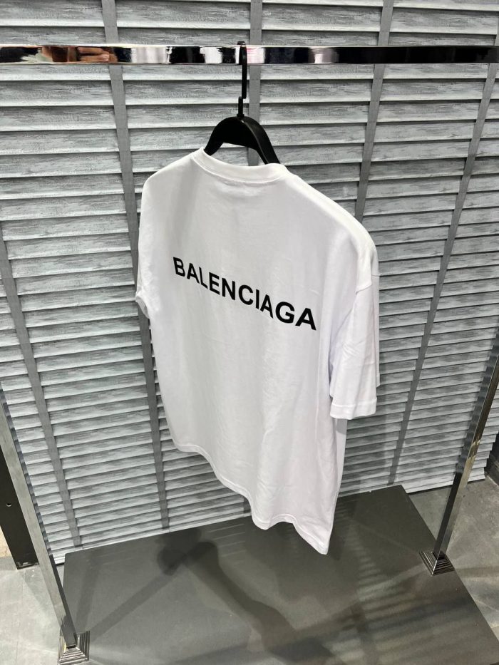 Футболка Balenciaga  