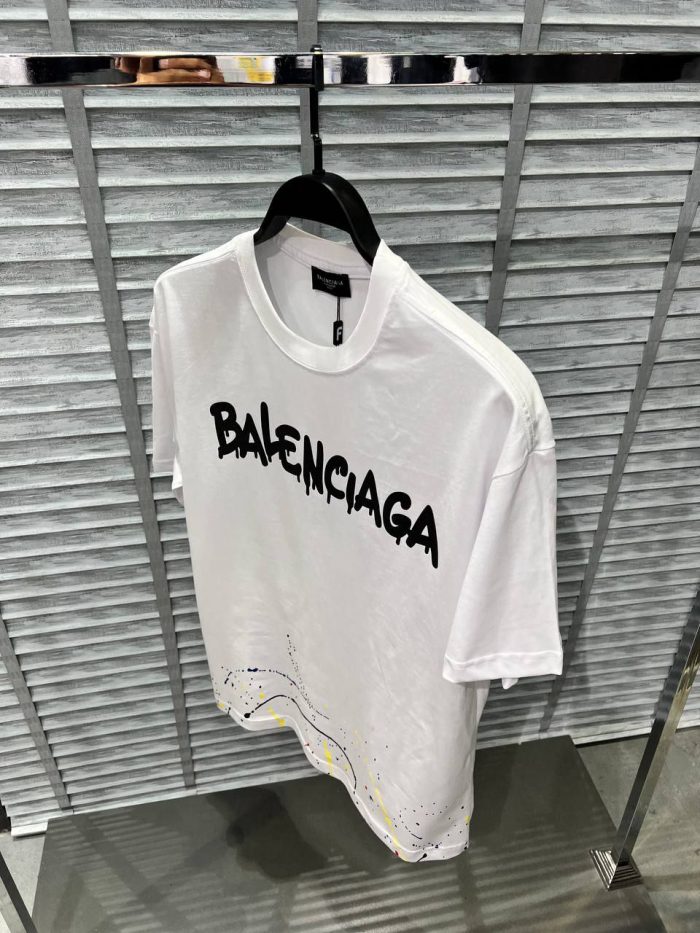 Футболка Balenciaga  