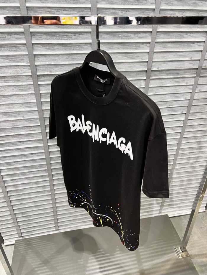 Футболка Balenciaga  