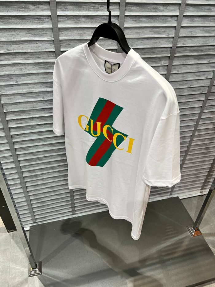 Футболка Gucci  