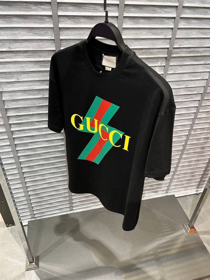 Футболка Gucci  