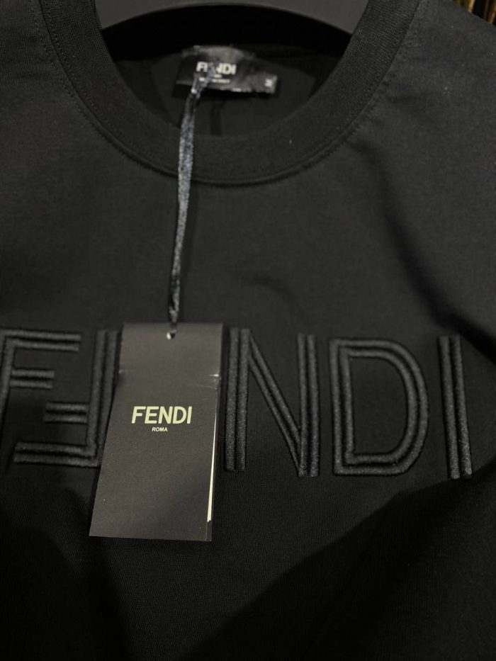 Футболка Fendi  