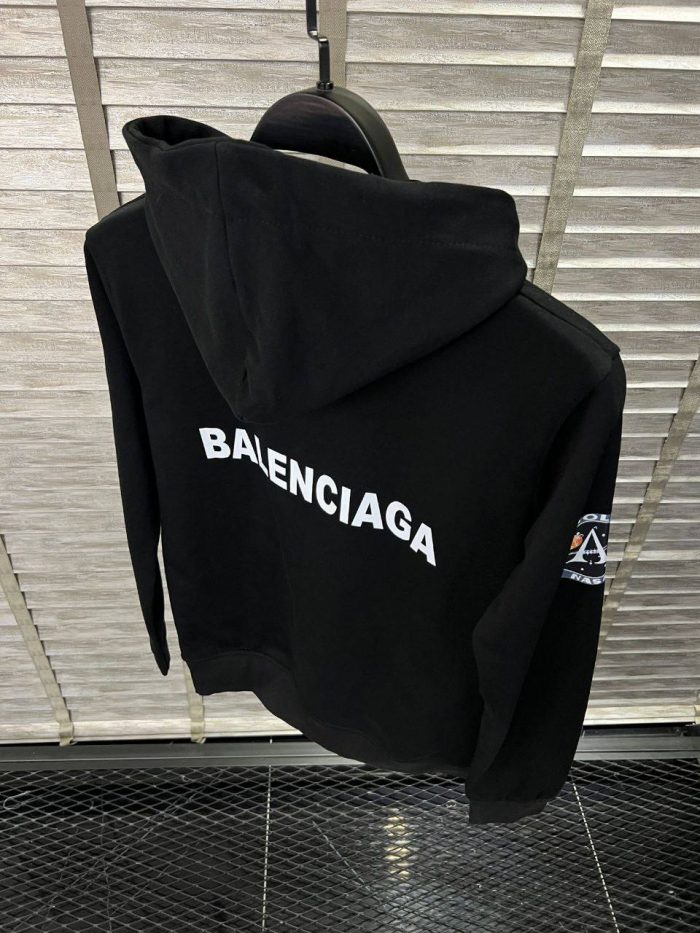 Худи Balenciaga  