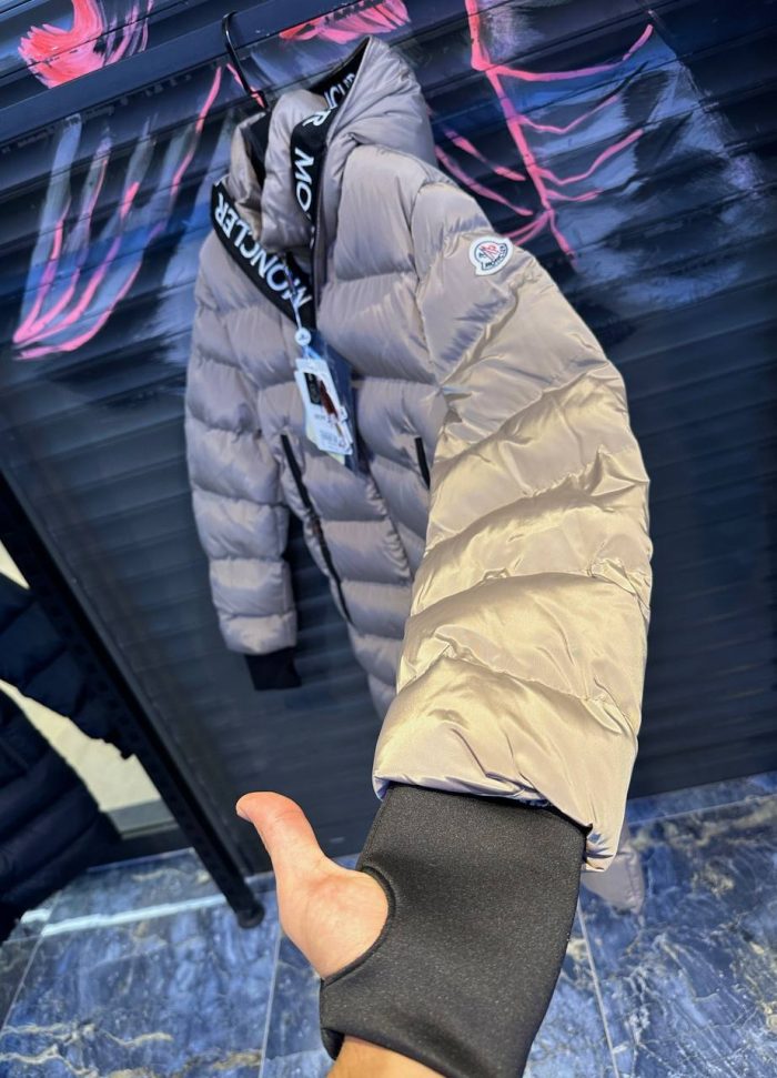 Куртка Moncler  