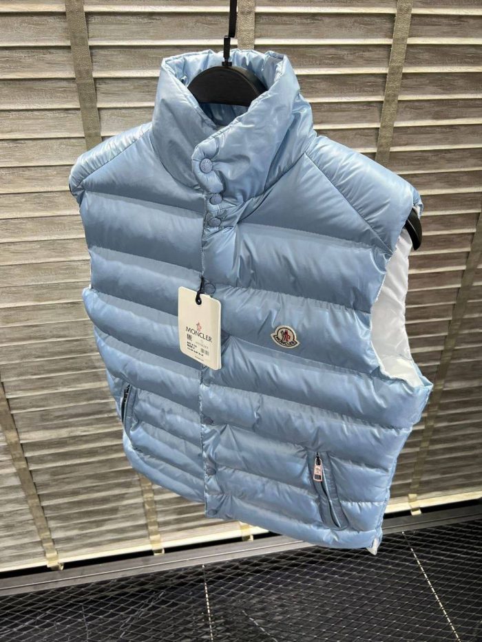 Жилет Moncler  