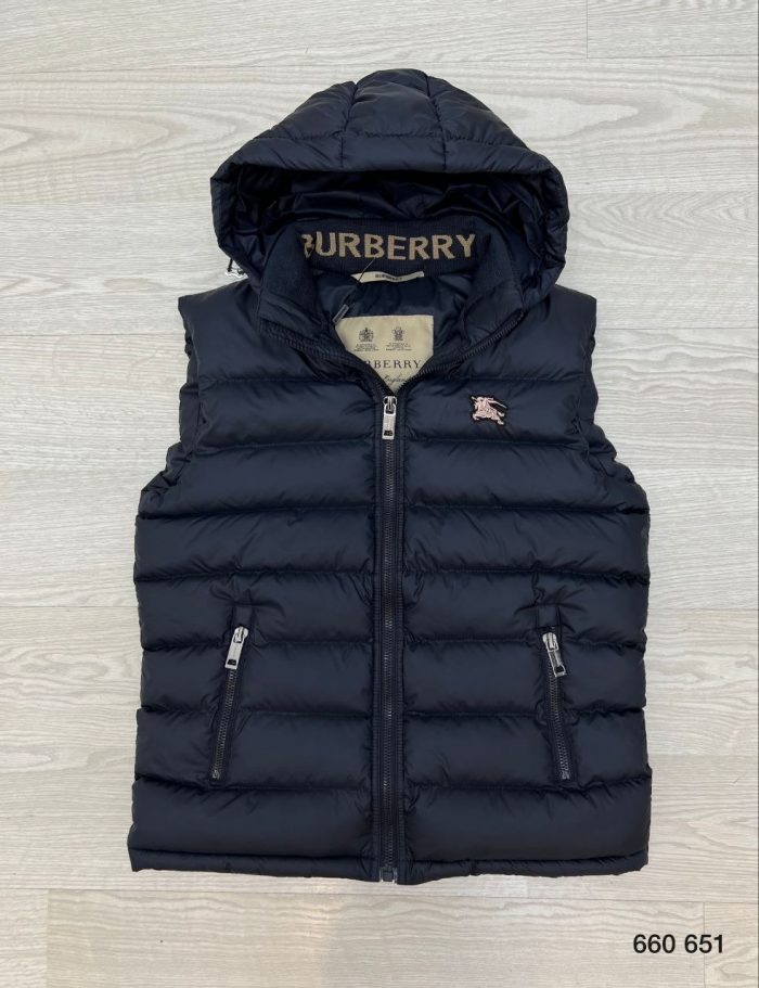 Жилет Burberry  