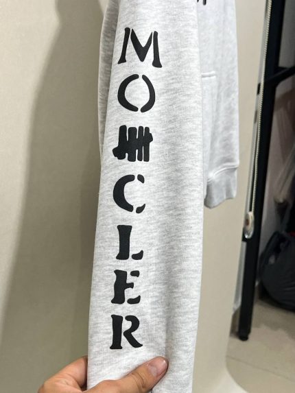 Худи Moncler  