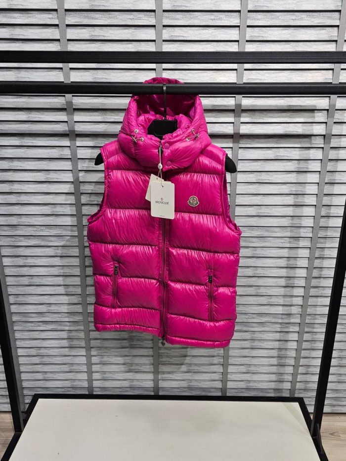 Жилет Moncler  