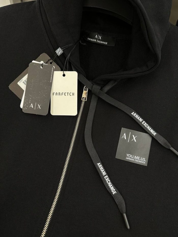 Костюм Armani Exchange  