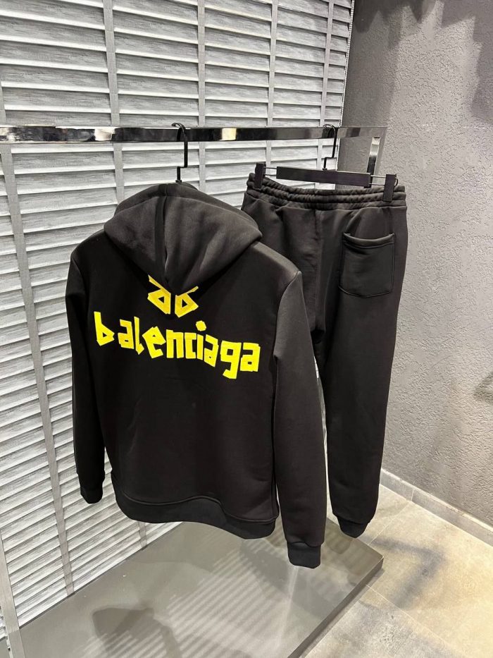 Комплект Balenciaga  