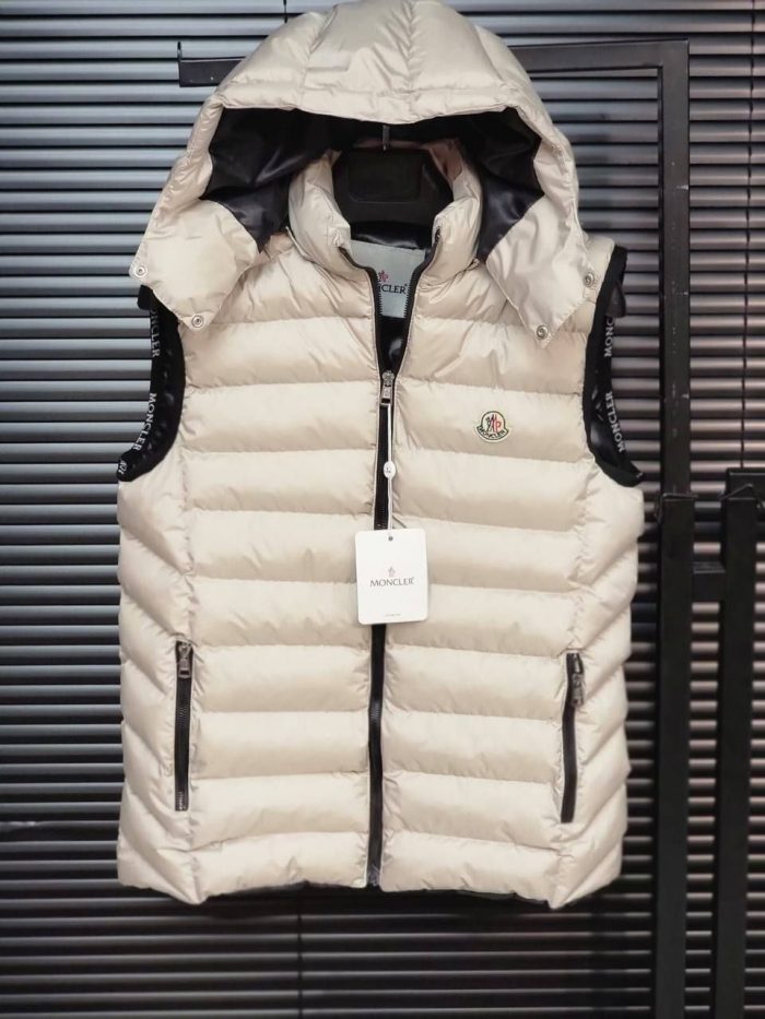 Жилет Moncler  