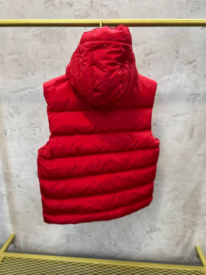 Жилет Moncler  