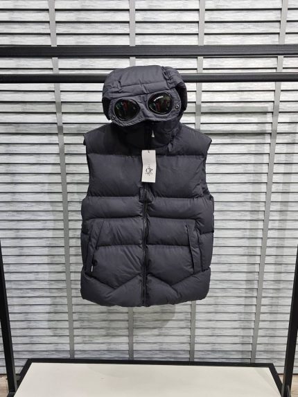 Жилет Moncler  