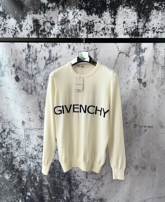 Пуловер Givenchy  