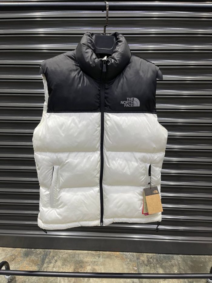 Жилет The North Face  