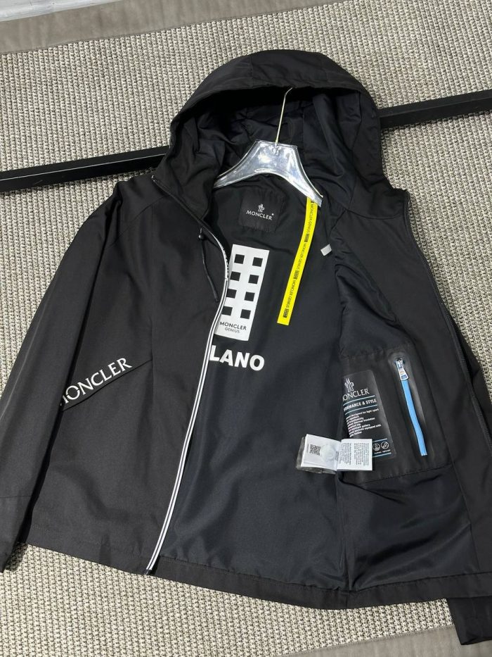 Ветровка Moncler  