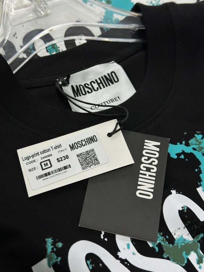 Футболка Moschino  