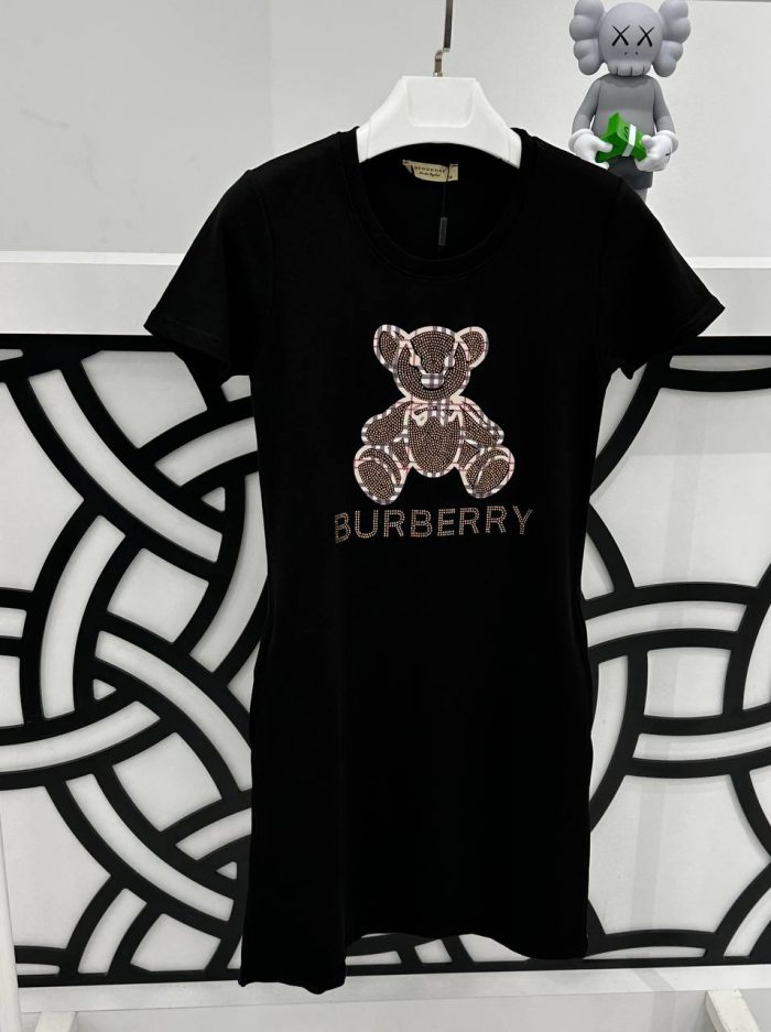 Платье Burberry  