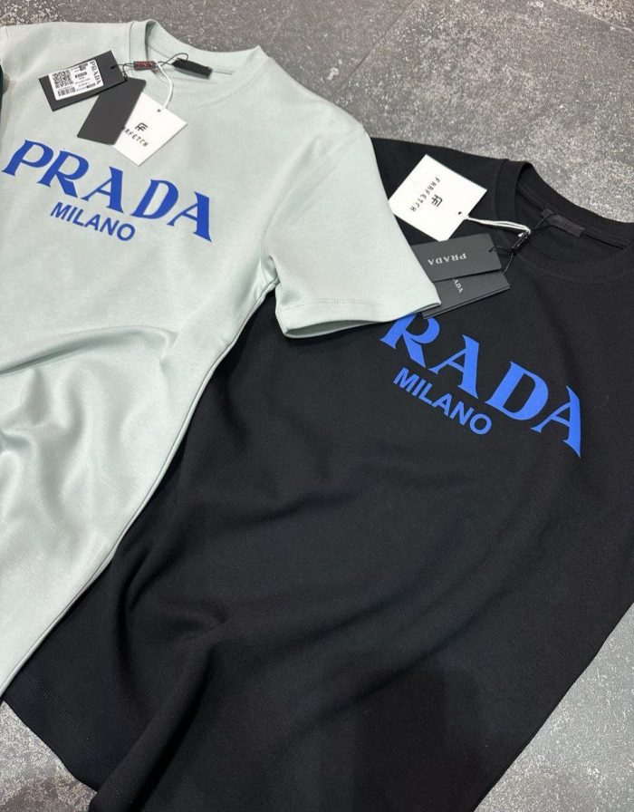 Футболка Prada  