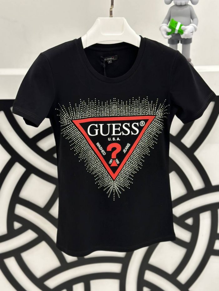 Футболка Guess  