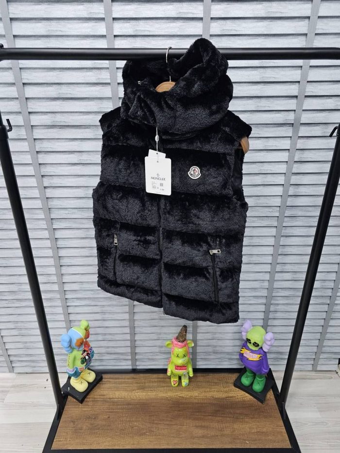 Жилет Moncler  