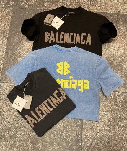 Футболка Balenciaga  