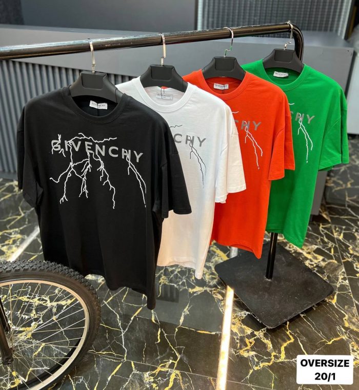 Футболка Givenchy  