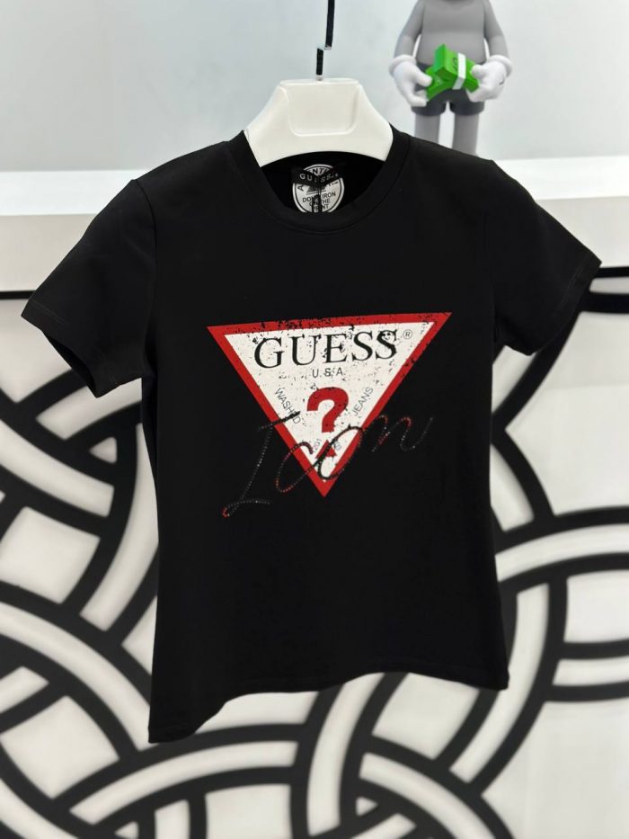 Футболка Guess  