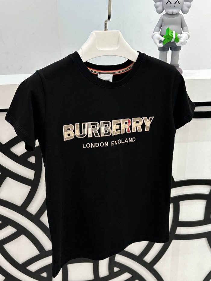 Футболка Burberry  