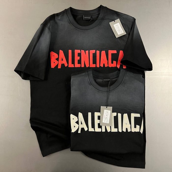 Футболка Balenciaga  