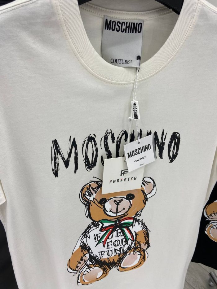 Футболка Moschino  