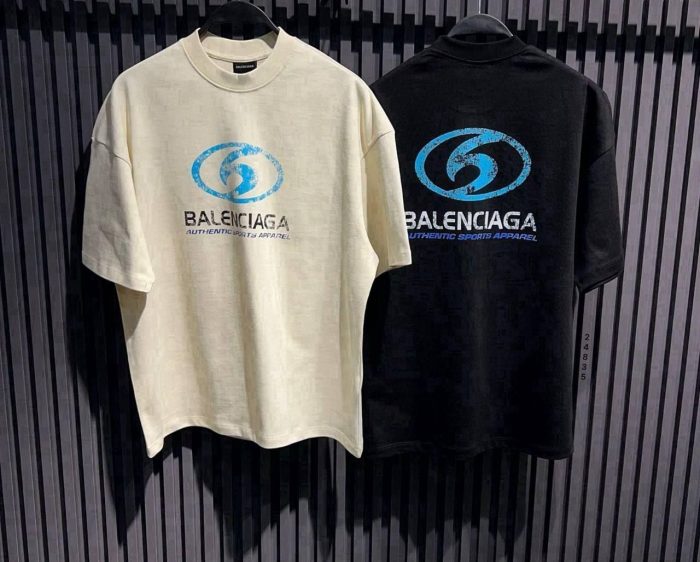 Футболка Balenciaga  