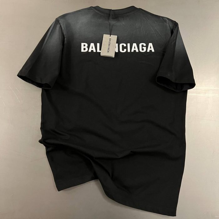 Футболка Balenciaga  