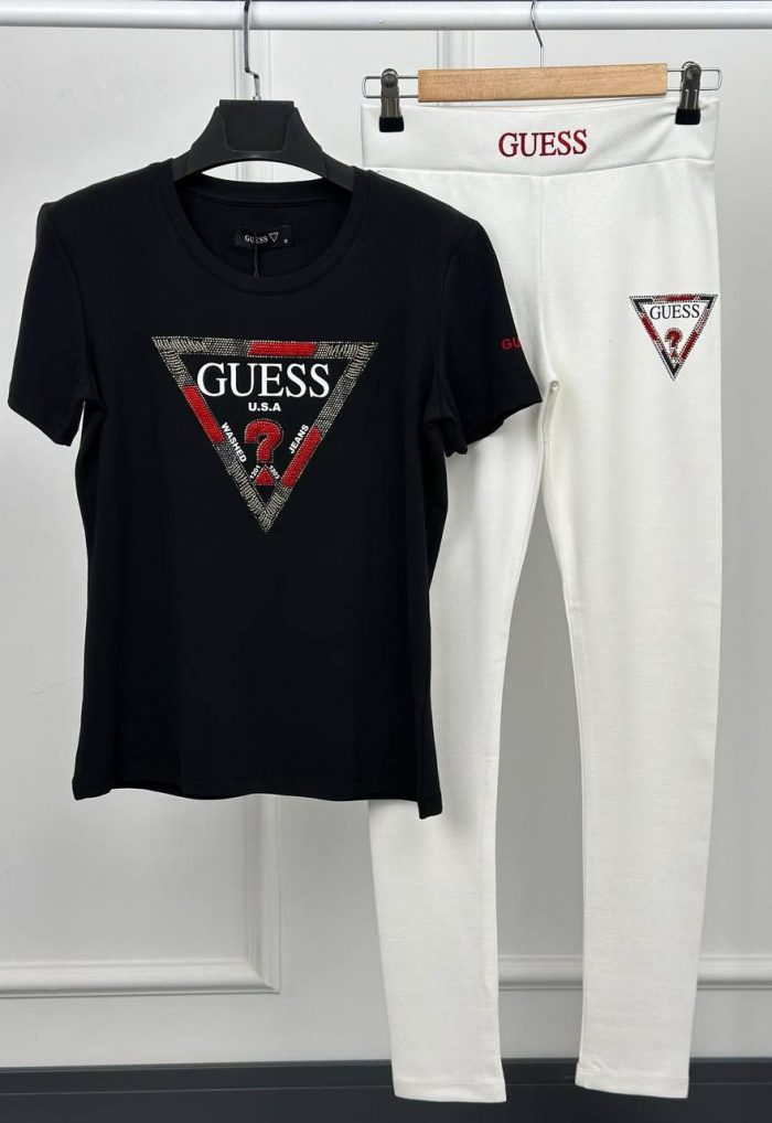 Костюм Guess  