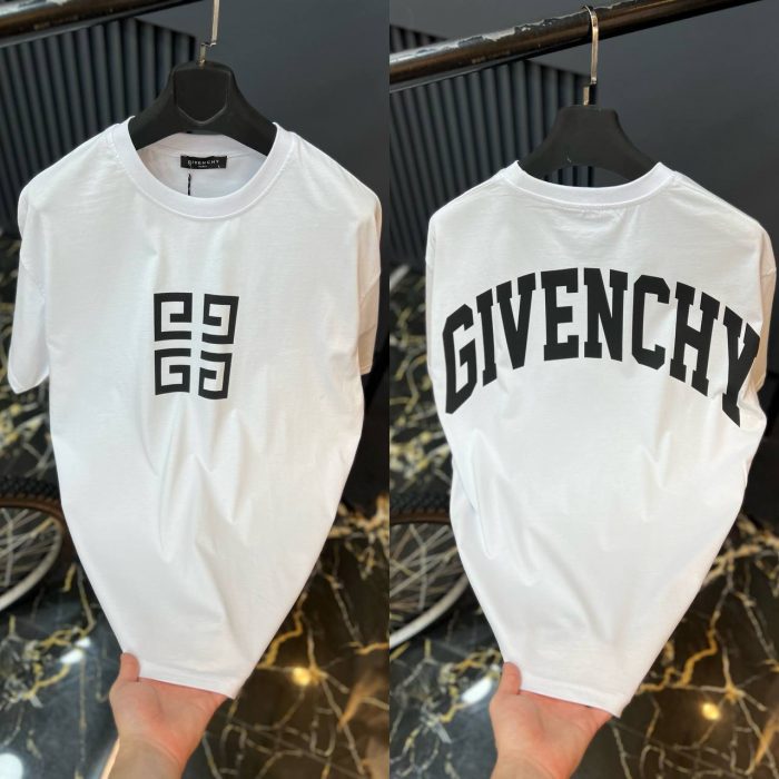 Футболка Givenchy  